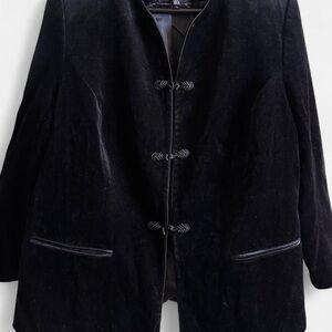 Elegant Black Women's Jacket